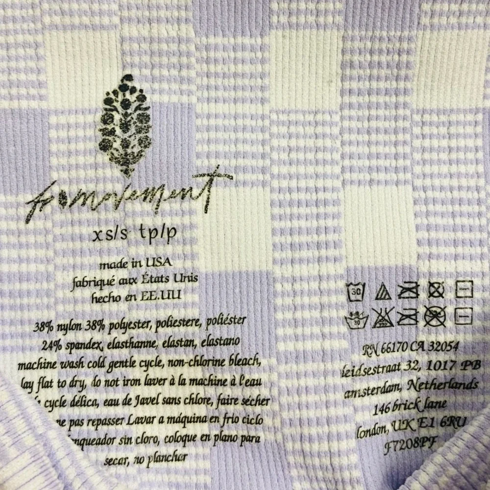 Free People Movement Super Stretch Purple‎ & White Plaid Athletic Capri Legging